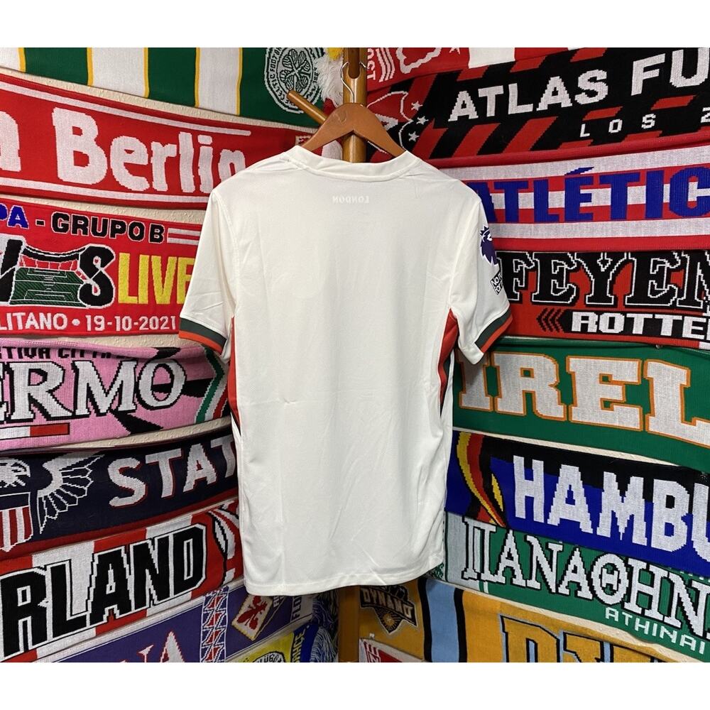 Chelsea | Men’s Medium Away Jersey - Picture 7 of 7